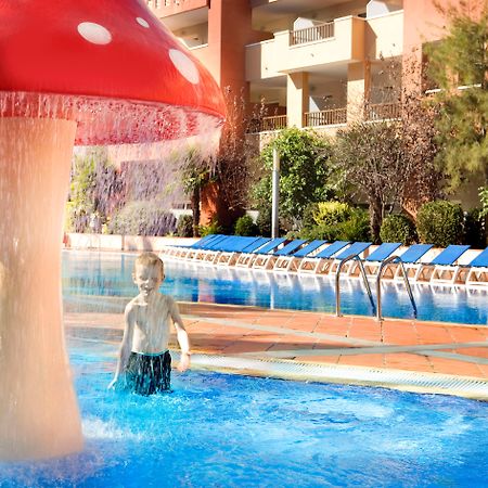 H10 Mediterranean Village Salou Exteriör bild