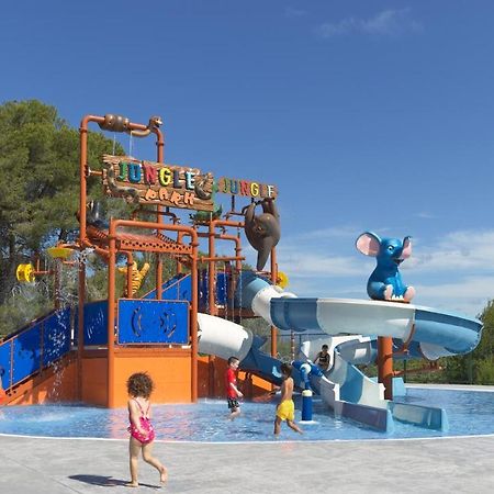 H10 Mediterranean Village Salou Exteriör bild