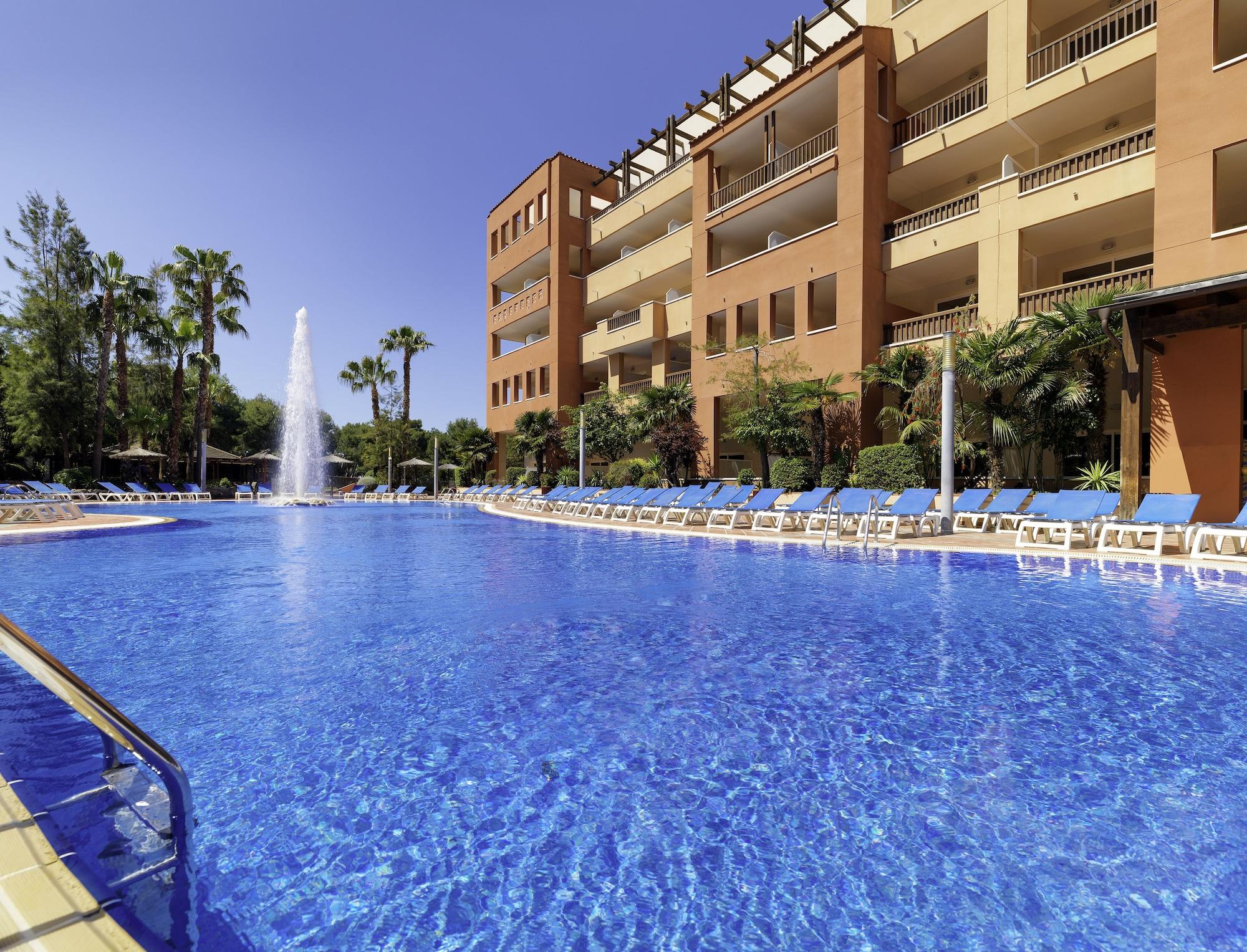H10 Mediterranean Village Salou Exteriör bild