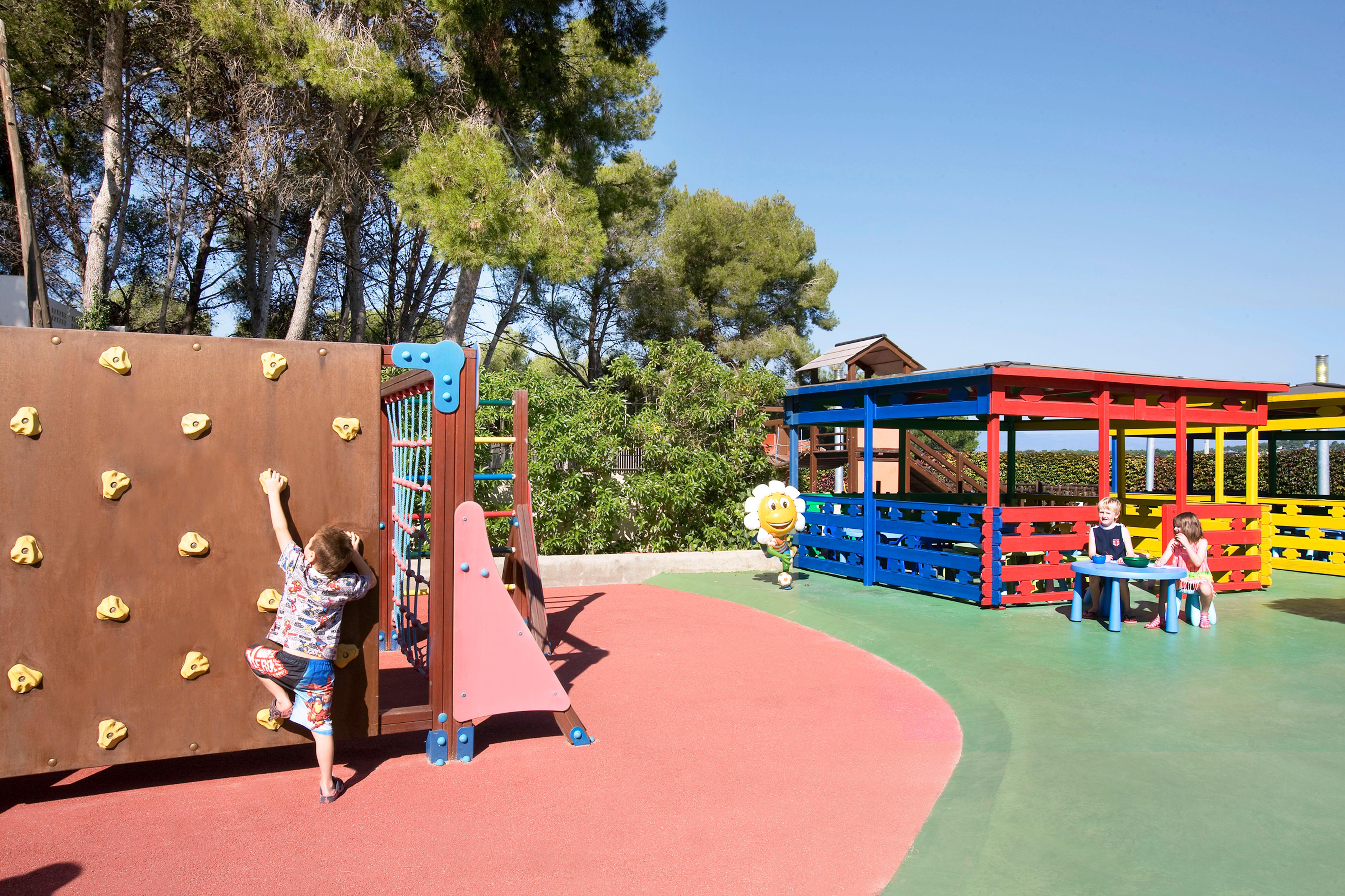 H10 Mediterranean Village Salou Exteriör bild