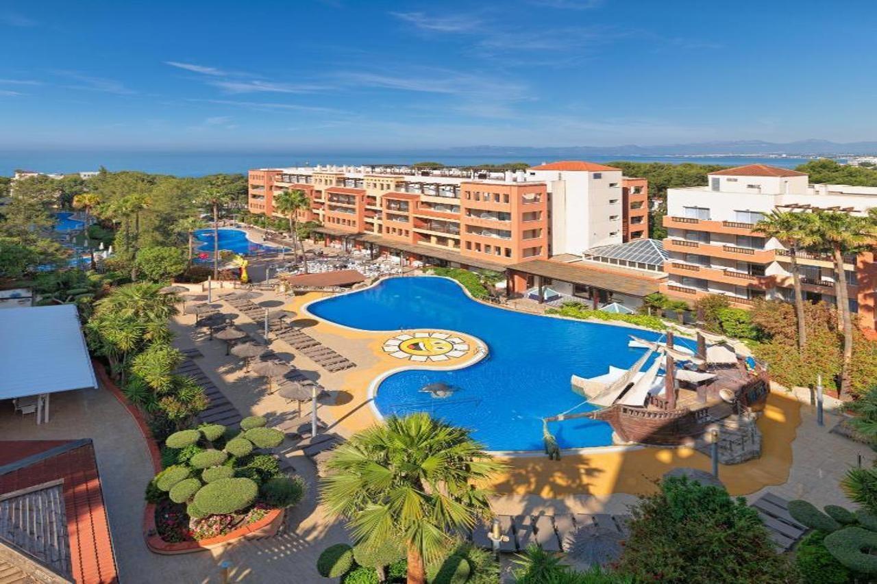 H10 Mediterranean Village Salou Exteriör bild