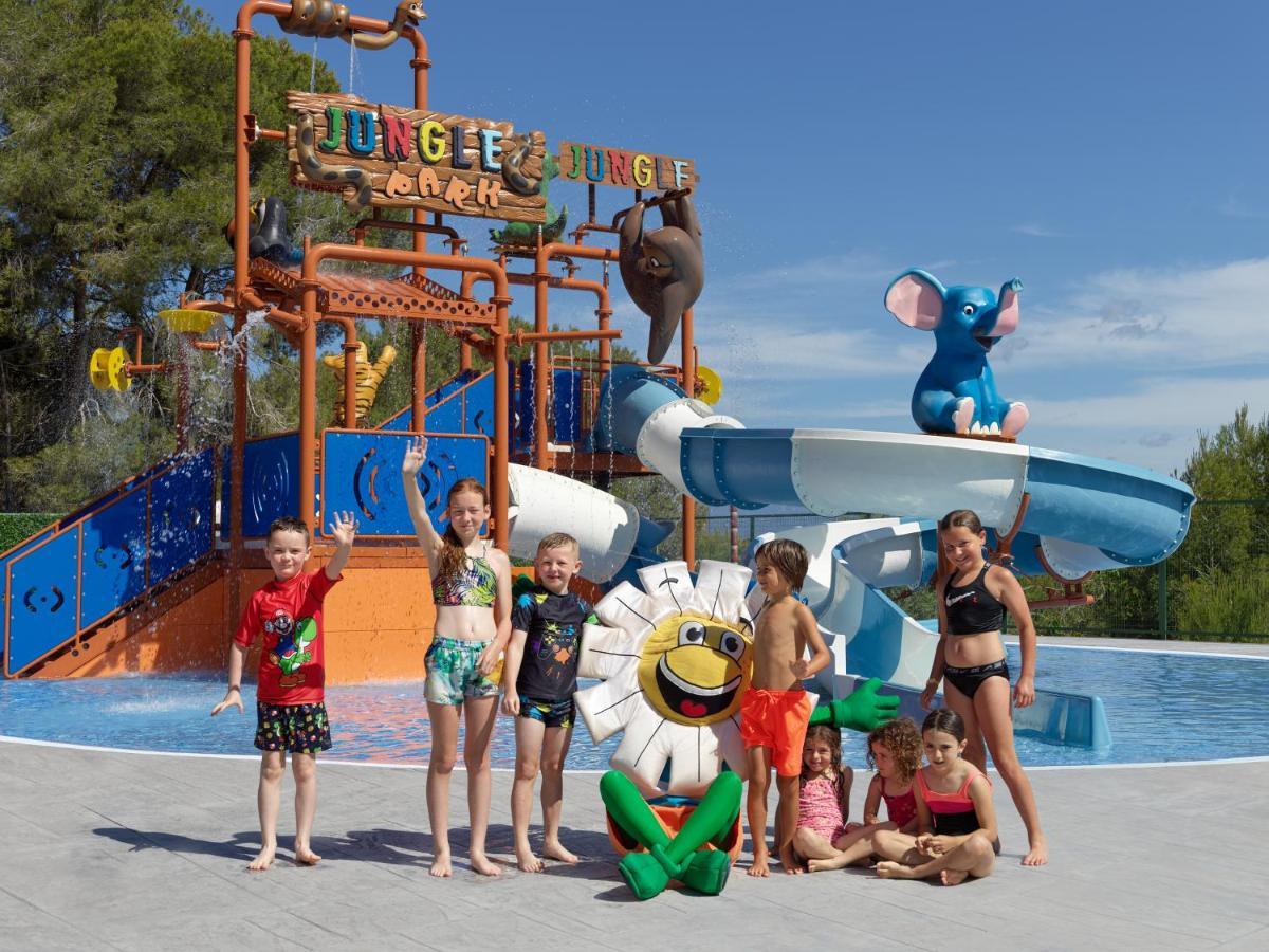 H10 Mediterranean Village Salou Exteriör bild