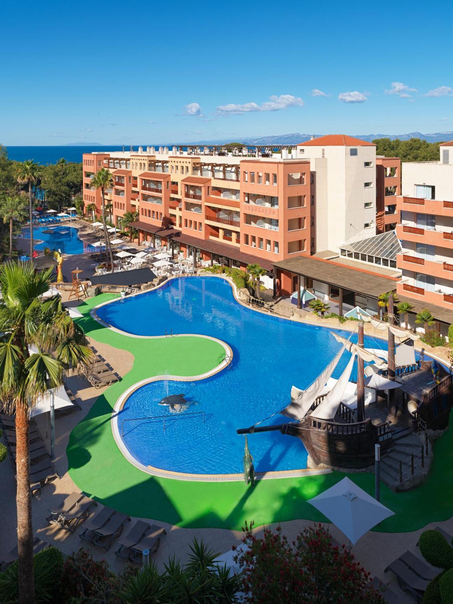 H10 Mediterranean Village Salou Exteriör bild
